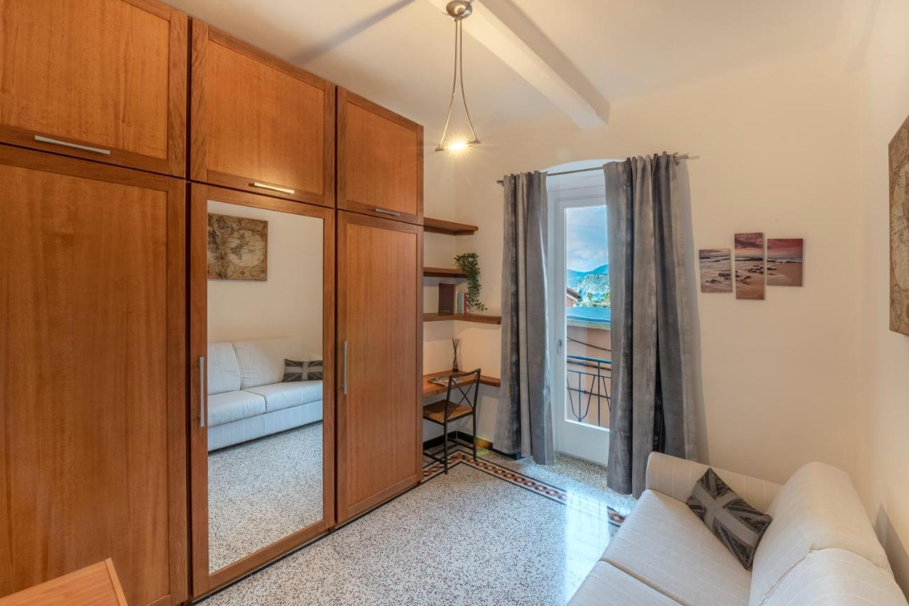 A Stelin Apartment มานารอลา ภายนอก รูปภาพ
